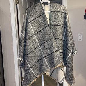 Window Shopping Rowana- Grey